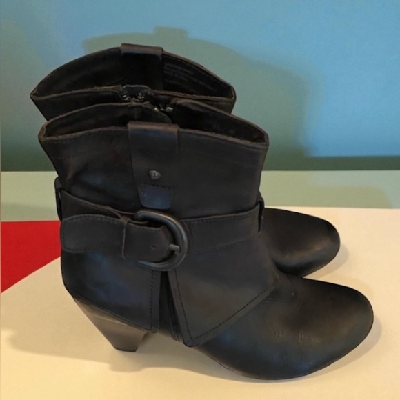 Born Crown Jailyn Black leather size 8 1/2 Bootie Boots - Picture 15 of 15